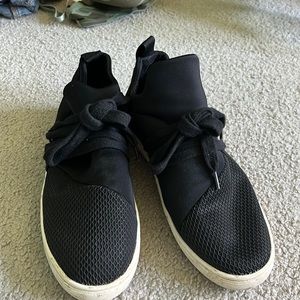 Steve Madden, black sneakers